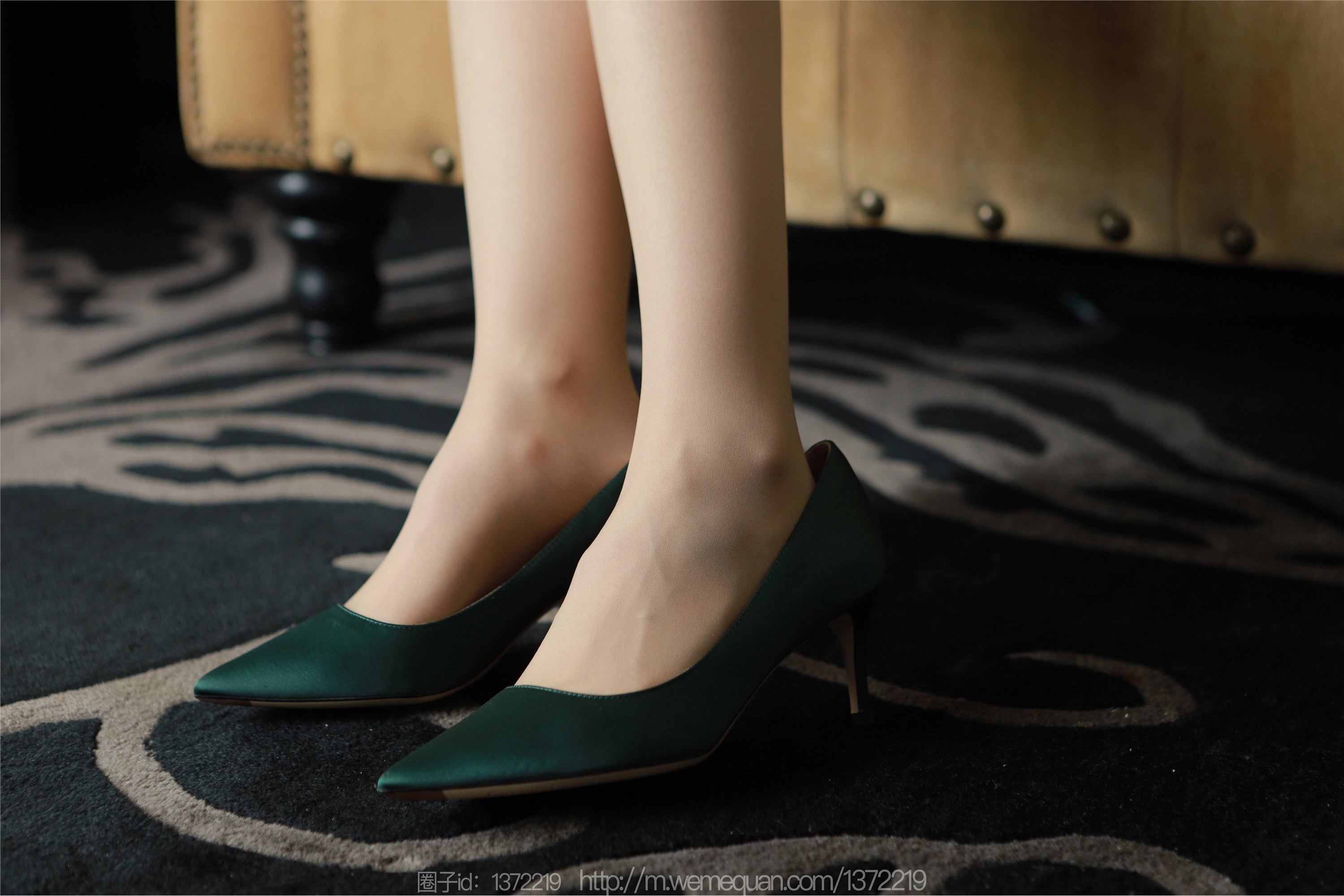 IESS异思趣向  2023.02.24 丝享家 1371 小金《沙发上的女人》